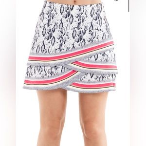 LUCKY IN LOVE | Mini Golf Skort NWT VIPER STRIKES SKORT-SHORT